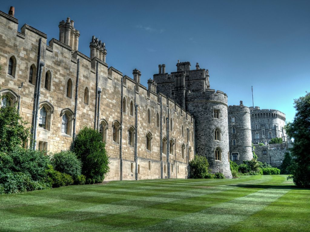 Imagem de castelo de Windsor, par ailustrar conteúdo sobre os castelos medievais na Inglaterra.